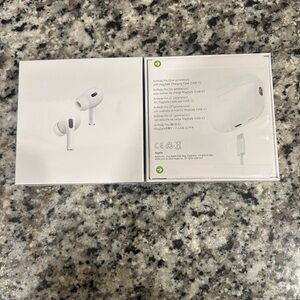 Apple AirPods Pro (2nd Gen) True Wireless Earbuds - White
